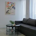 бийч вю - View Apartman *