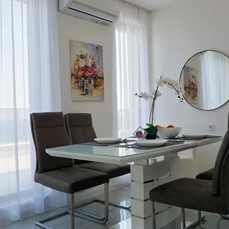 бийч вю - View Apartman Obzor